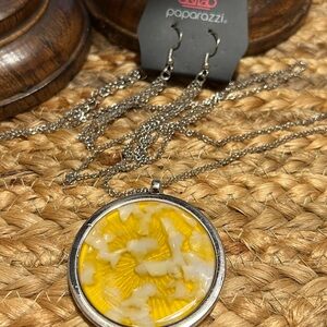 🍁NEW Paparazzi Long Yellow Necklace🍁